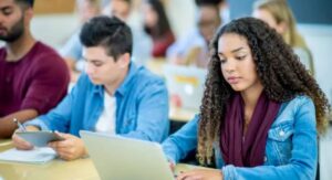 Read more about the article  Laptop vs Tablet for Students: Which Device is Right for You?